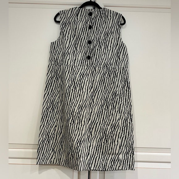 S'Max Mara Zebra Print Shift Dress (D7) - Picture 4 of 8